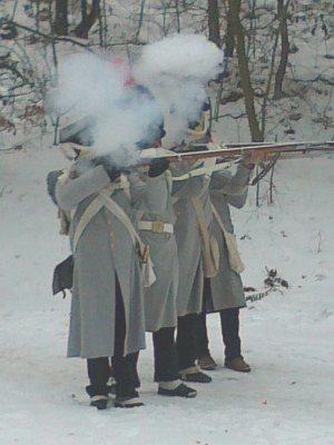 BorowLM121223-3.jpg, 25kB